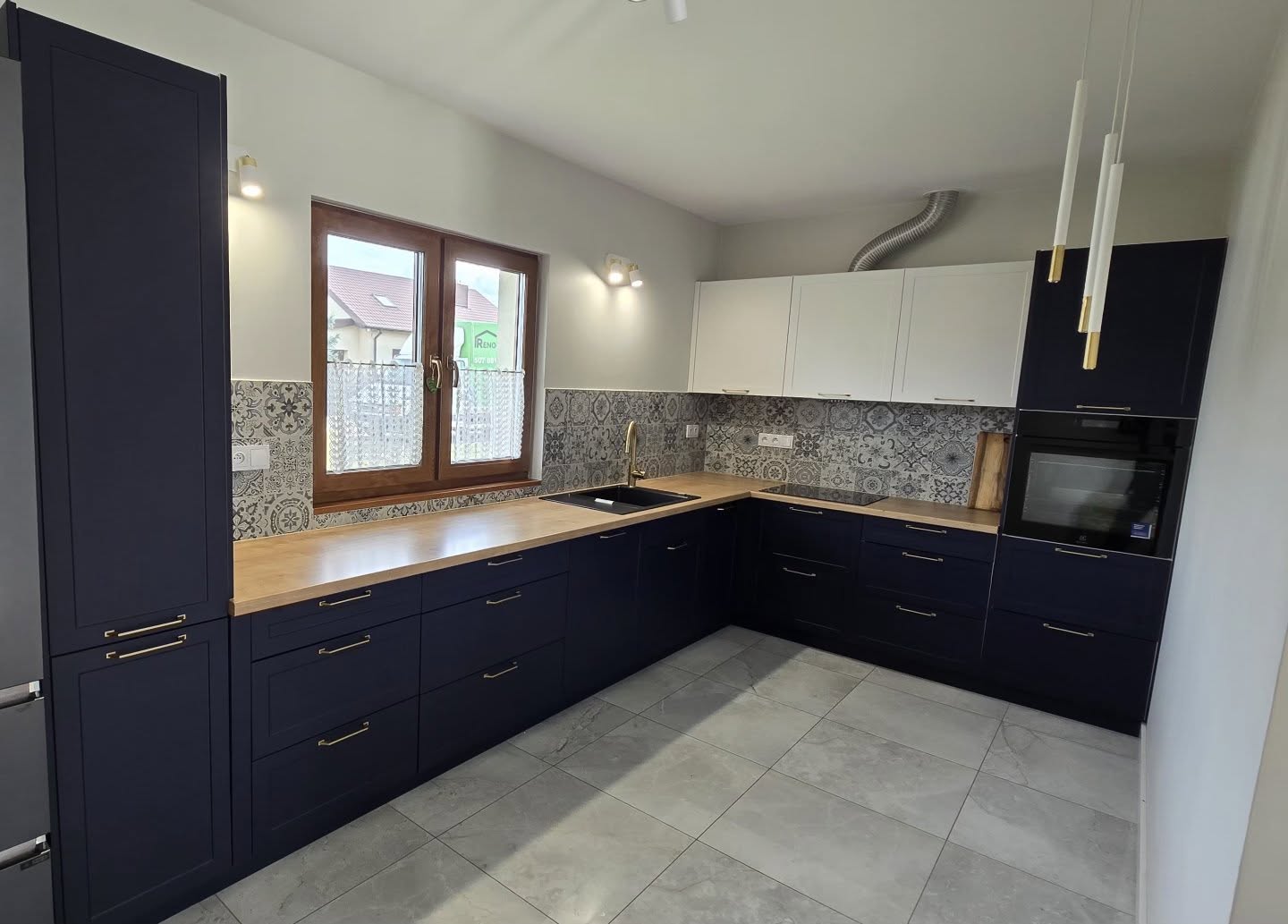 Nowoczesna kuchnia - realizacja Lux-Meble